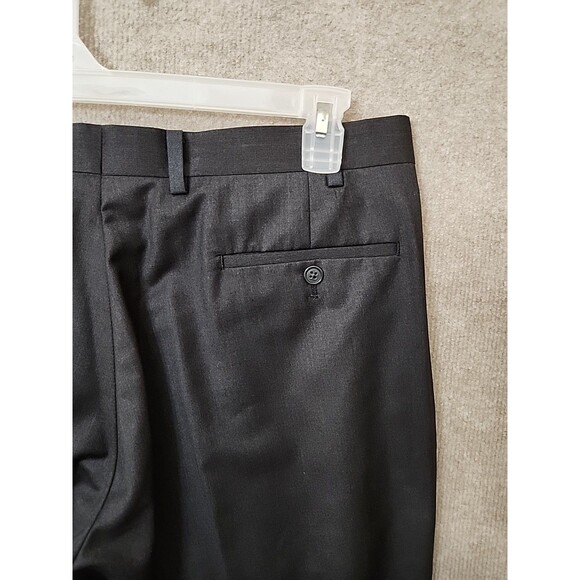 Van Heusen Dress Pants Mens 36x29 Charcoal Gray Pleated Cuffed NEW - Picture 7 of 10